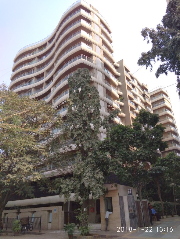 Main - Ariisto Sapphire, Santacruz West